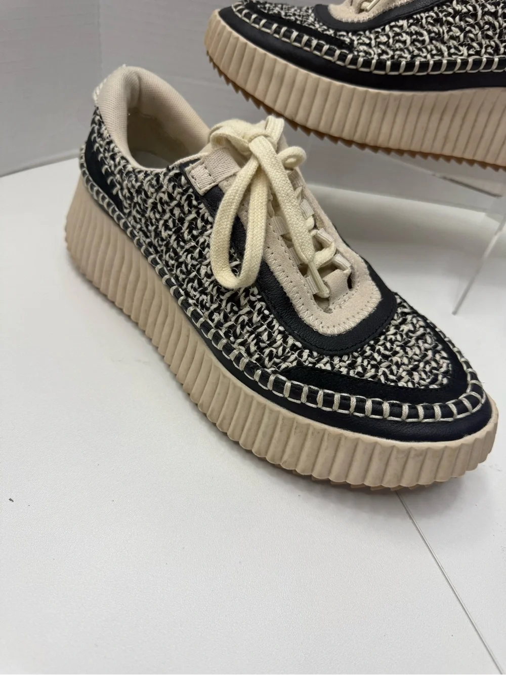 Dolce Vita stylish cream